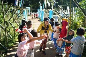 BIB: 747, 2594
                            <button type="button" onclick="openModal(19041778)" class="btn btn-primary btn-sm float-right btn-popup" data-toggle="modal" data-target=".modal-high-quality">
                        <i class="fas fa-shopping-cart"></i> Add to Cart
                    </button>
                                            <button type="button" onclick="isThisMe(19041778, true)" class="btn btn-success btn-sm float-right btn-popup btn-isme hidden" data-toggle="tooltip" data-placement="bottom" title="นี่คือรูปของคุณใช่ไหม คลิกที่นี่เพื่อเอาเข้าอัลบั้ม">
                        <i class="fas fa-plus"></i> Add to album
                    </button>
                    <button type="button" onclick="isThisMe(19041778, false)" class="btn btn-warning btn-sm float-right btn-popup btn-isnotme hidden">
                        <i class="fas fa-ban"></i> Remove from album
                    </button>